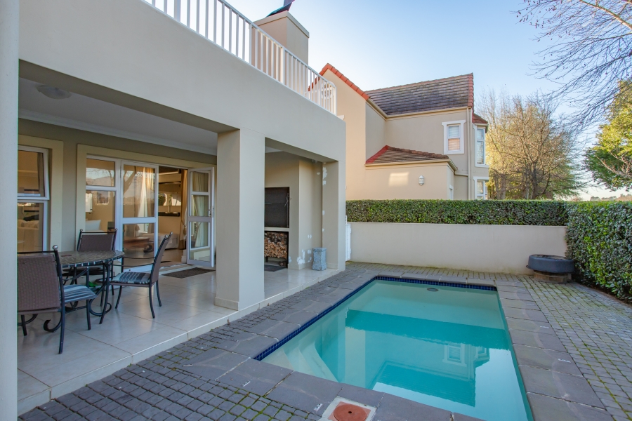 To Let 3 Bedroom Property for Rent in Boschenmeer Golf Country Estate Western Cape
